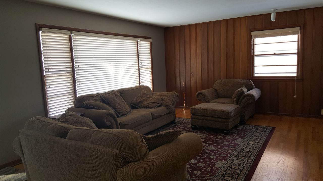 3124 Highcrest Road Rockford, IL 61107 - Photo 3 of 10 Gallery Image 3