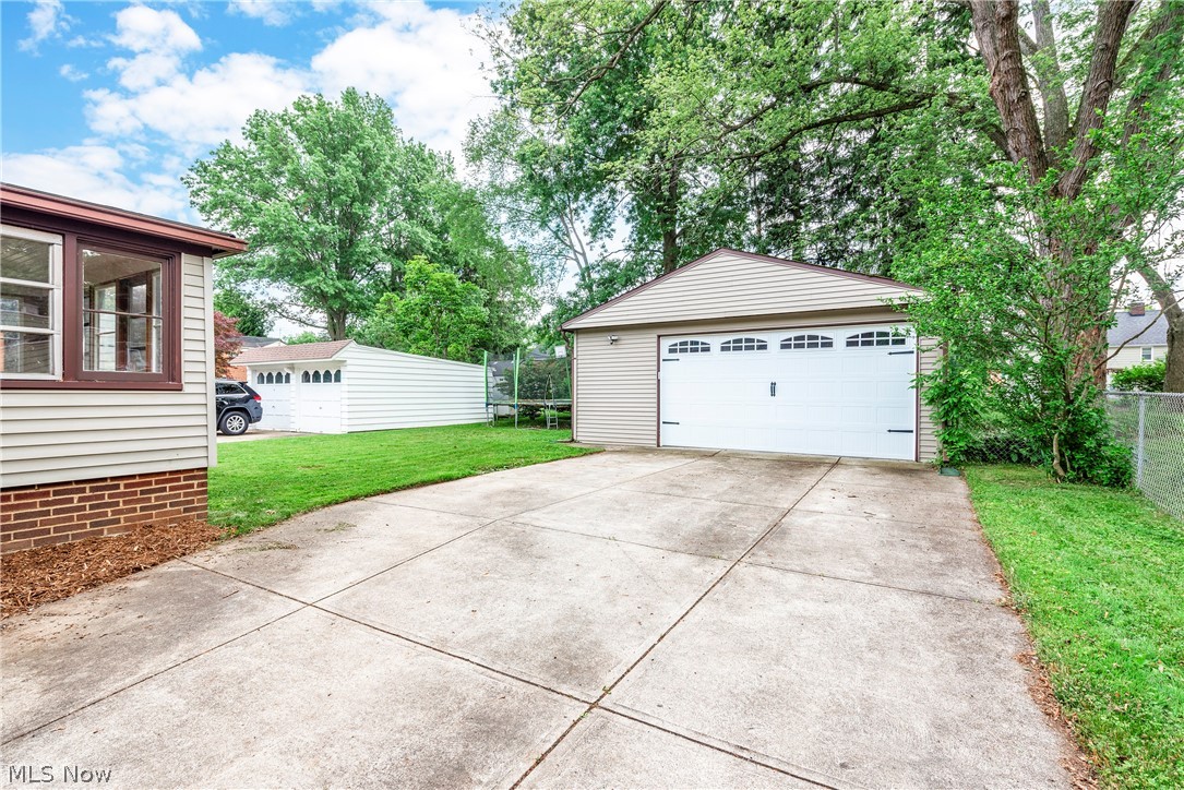 21779 Eaton Road Cleveland, OH 44126 - Photo 41 of 46 Garage with a yard