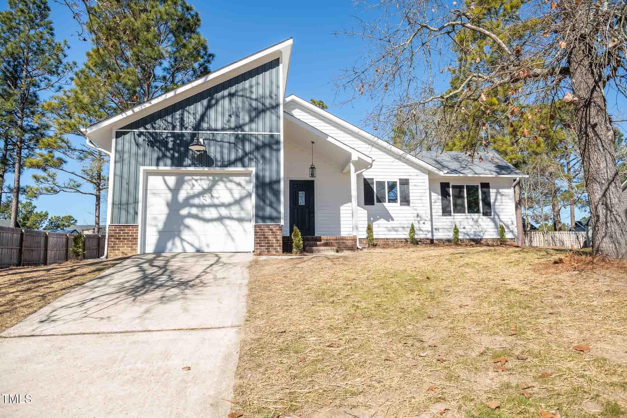 3341 Red Fox Road Spring Lake, NC 28390 - Photo 2 of 14 _DSC0639-2