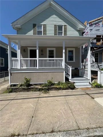 $3,900 | 20 Narragansett Avenue, Newport, RI 02840