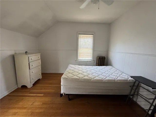 $3,900 | 20 Narragansett Avenue, Newport, RI 02840