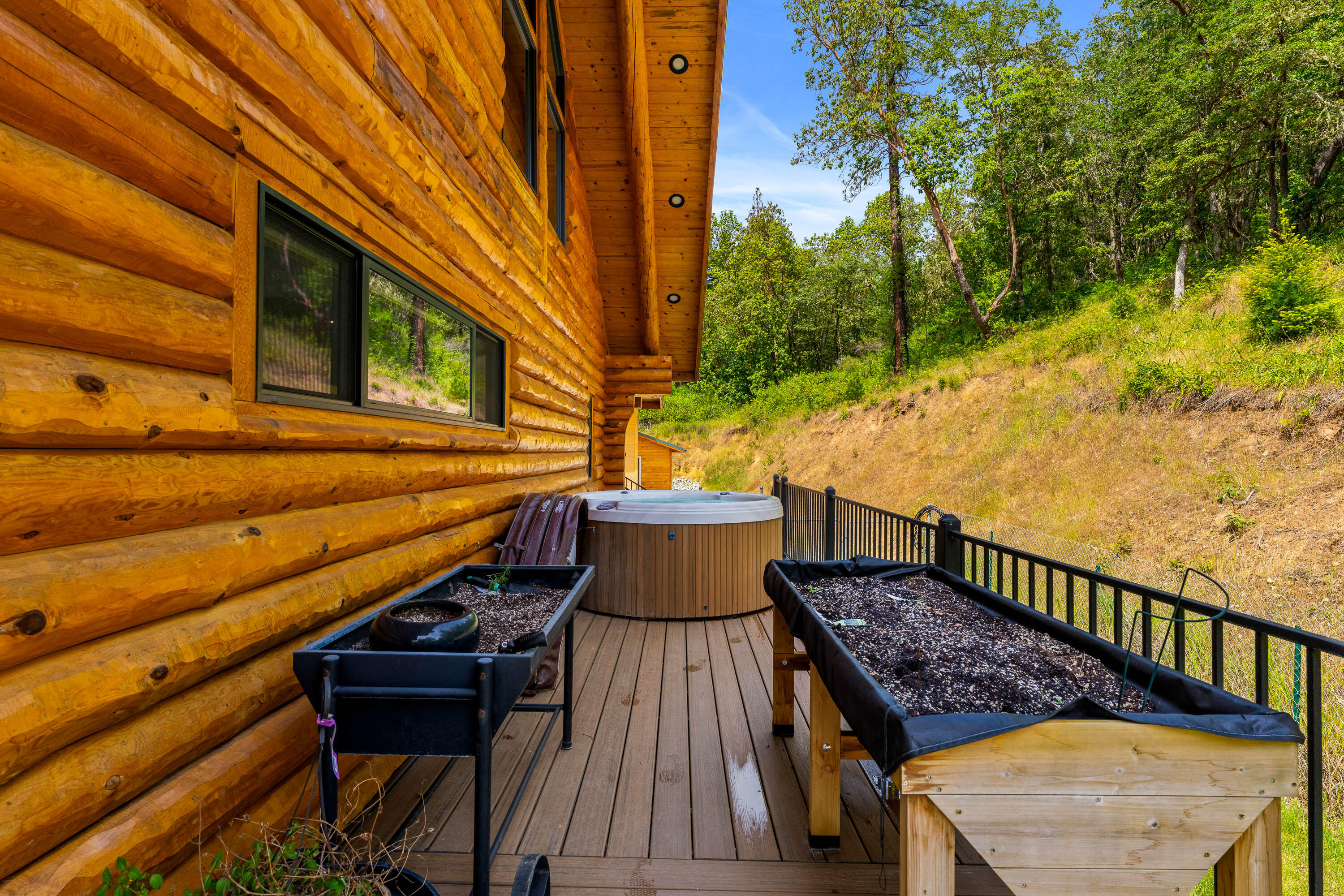225 Eagle Ridge Road Canyonville, OR 97417 - Photo 24 of 52 a view of outdoor space with seating space
