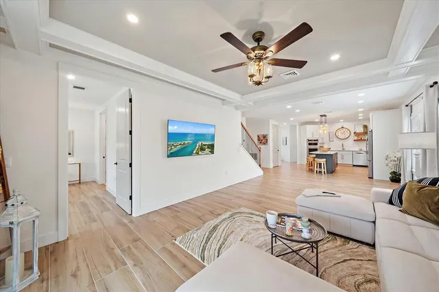 $794,000 | 1876 Livingstone Street, Sarasota, FL 34231