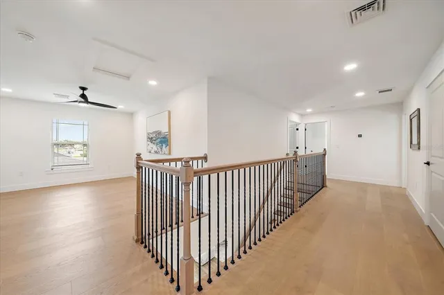 $794,000 | 1876 Livingstone Street, Sarasota, FL 34231