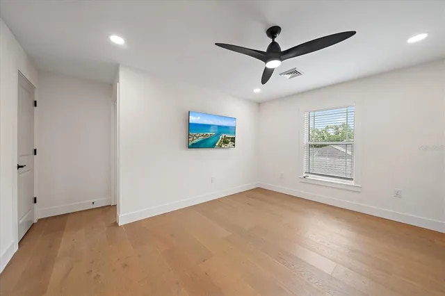 $794,000 | 1876 Livingstone Street, Sarasota, FL 34231