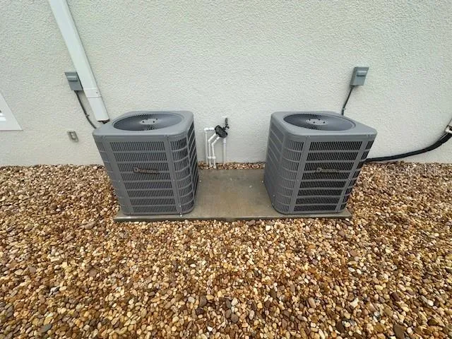 $794,000 | 1876 Livingstone Street, Sarasota, FL 34231