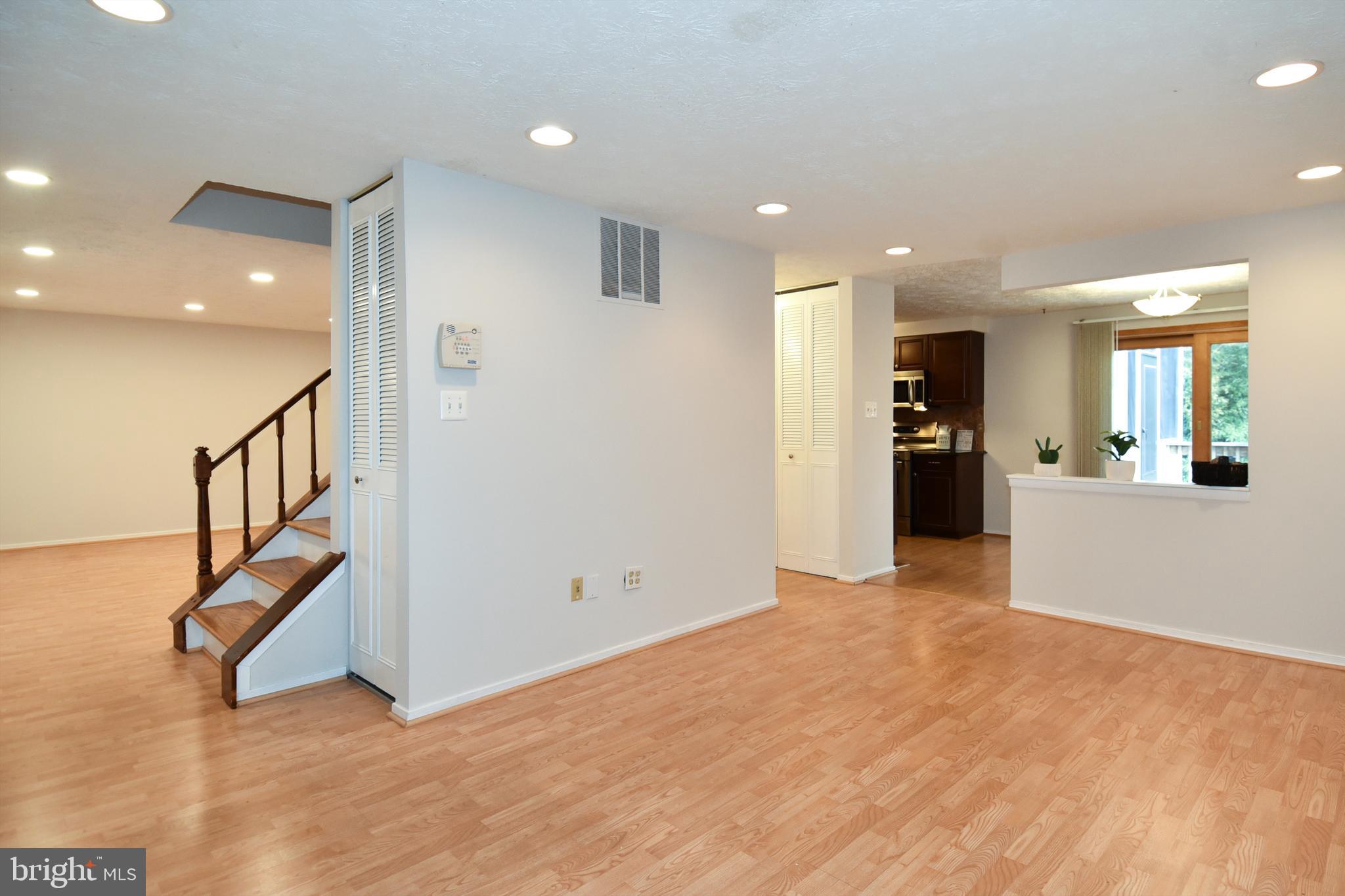 6115 Mantle Road Burke, VA 22015 - Photo 13 of 49 Gallery Image 13