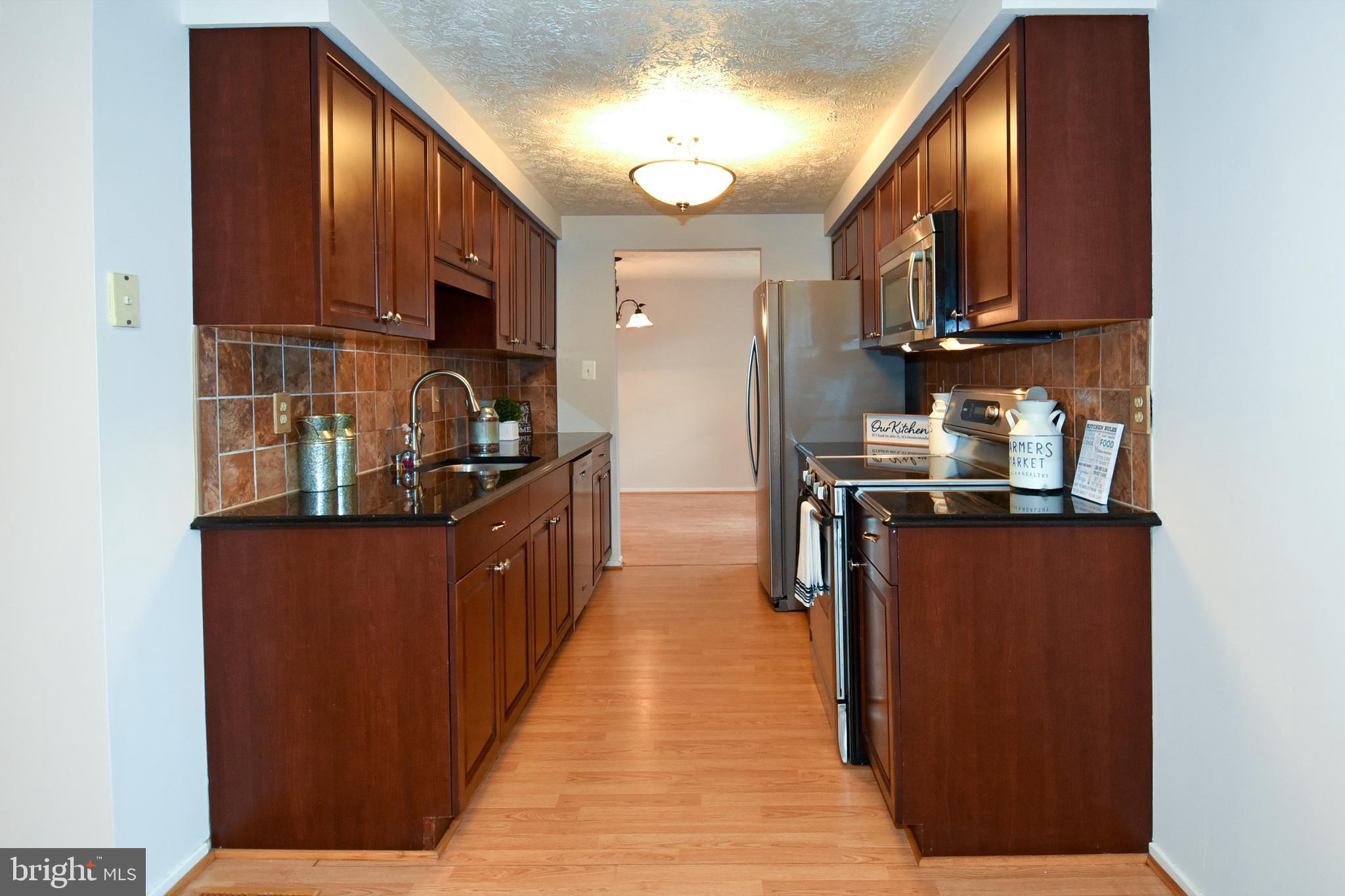 6115 Mantle Road Burke, VA 22015 - Photo 16 of 49 Gallery Image 16