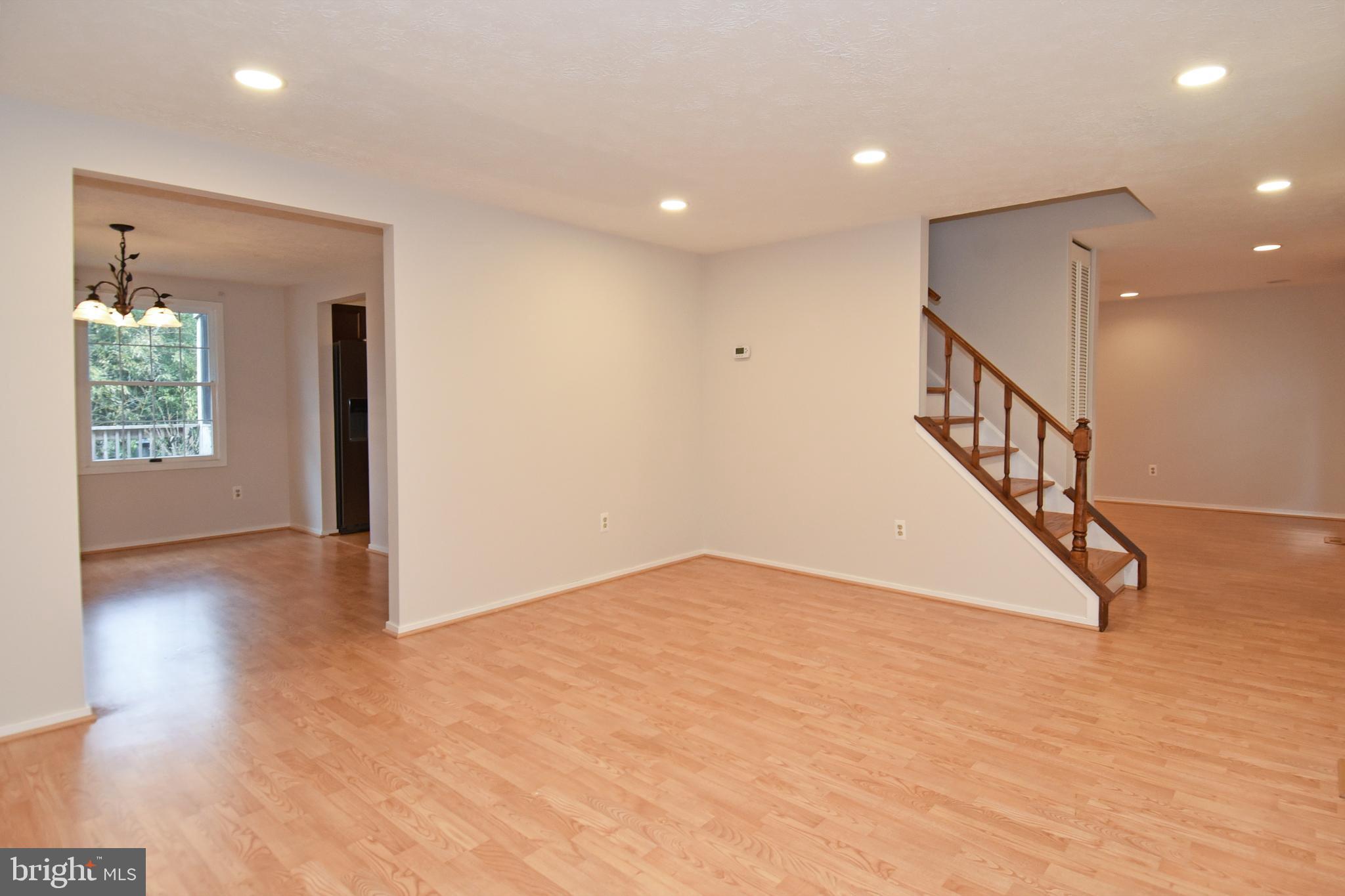 6115 Mantle Road Burke, VA 22015 - Photo 7 of 49 Gallery Image 7