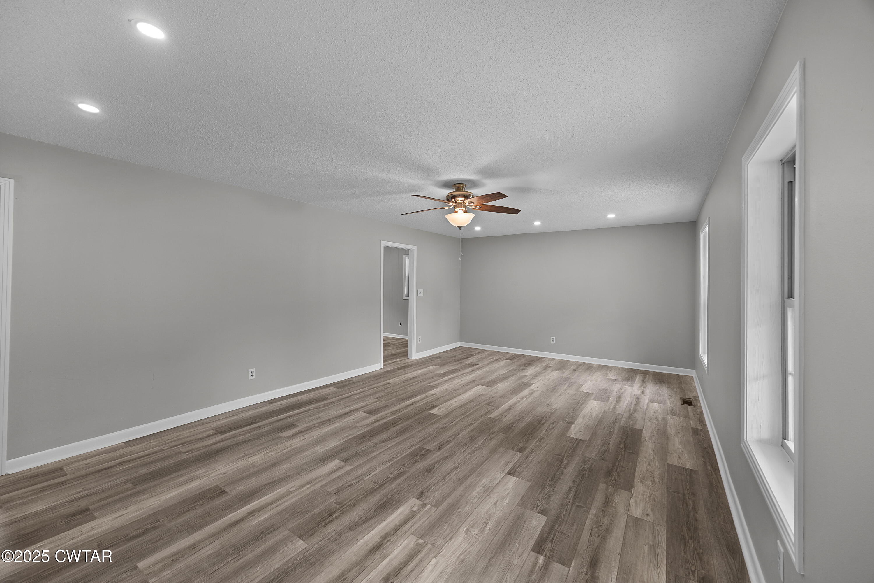 354 East Maple Street Dyer, TN 38330 - Photo 4 of 22 E02A4432