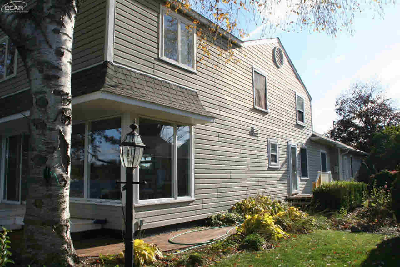 13176 Log Cabin Point Fenton, MI 48430 - Photo 4 of 33 21387464-3.JPG