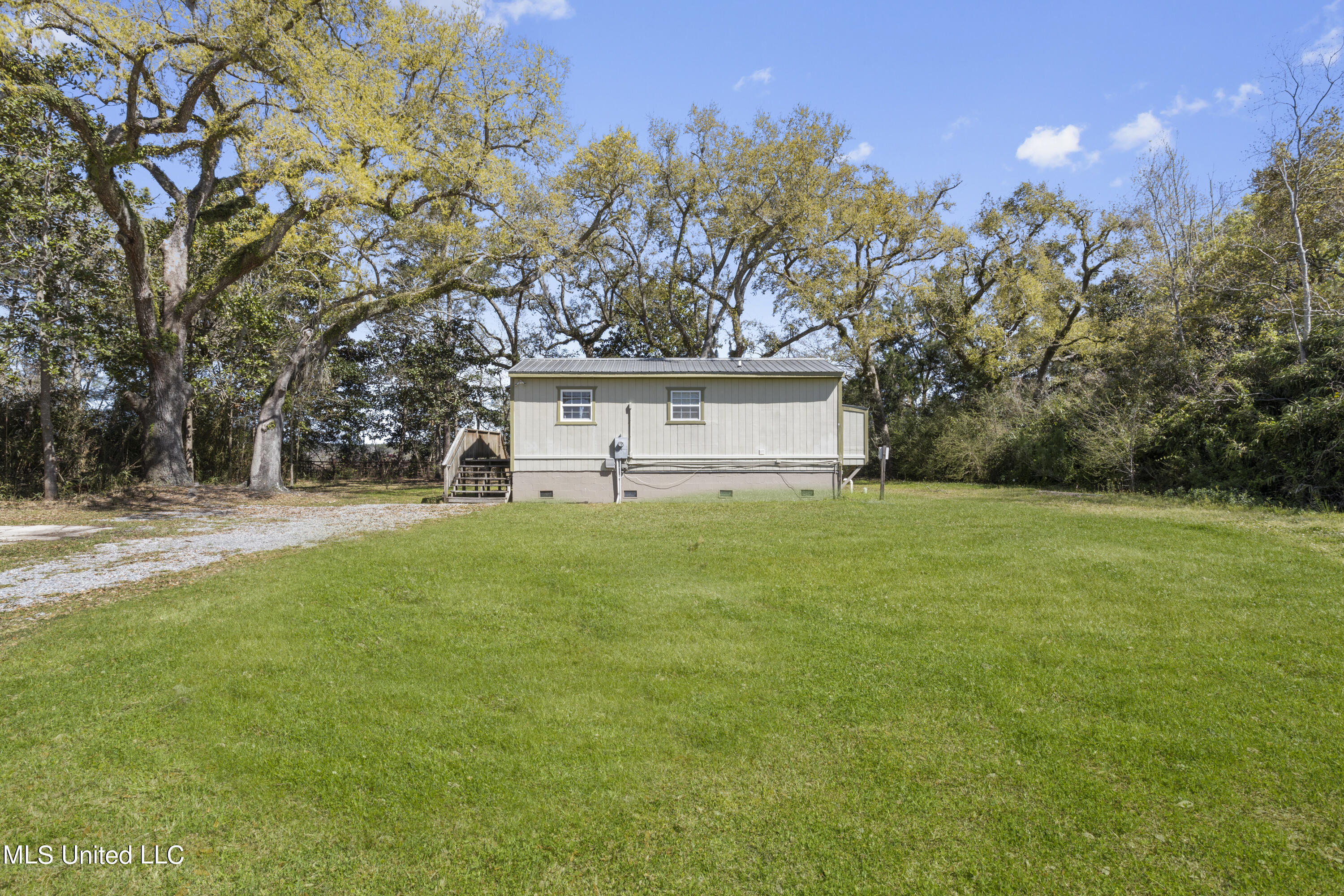 24052 Arcadia Farm Road Pass Christian, MS 39571 - Photo 18 of 32 018