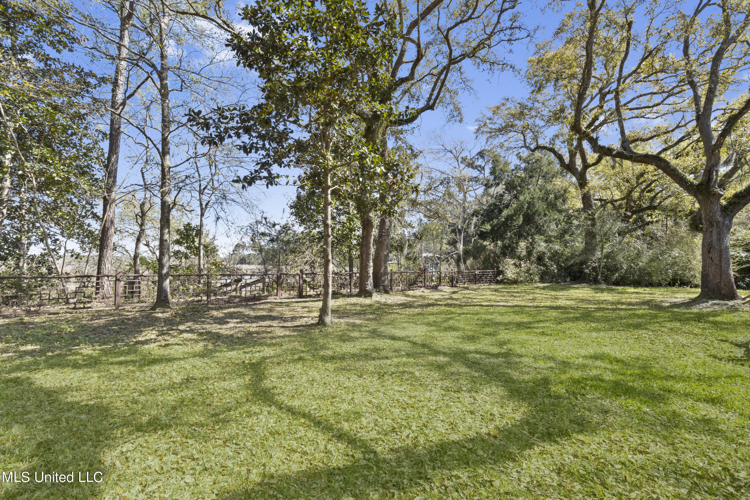 24052 Arcadia Farm Road Pass Christian, MS 39571 - Photo 20 of 32 020