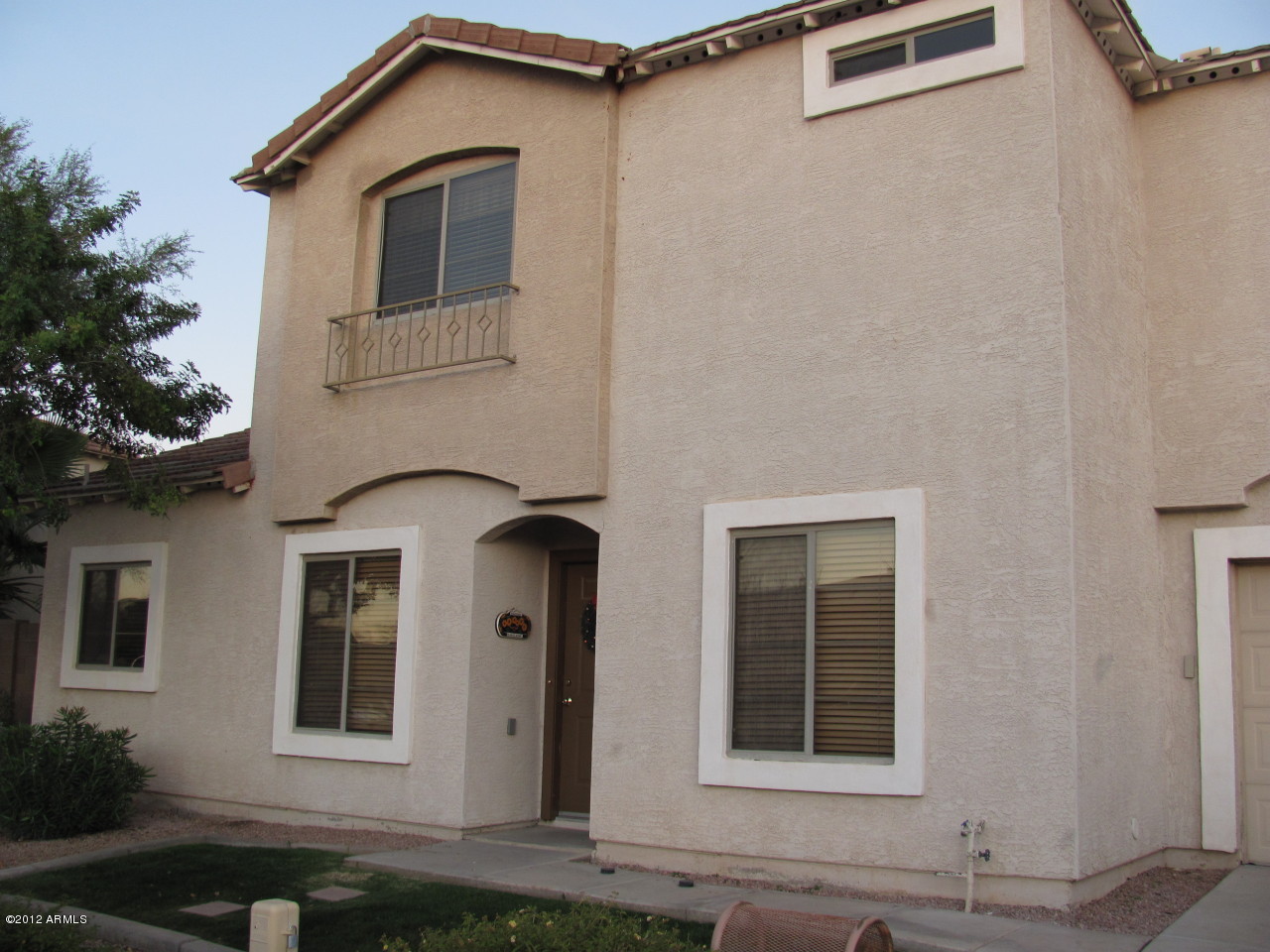 1154 South Boulder Street, Unit F Gilbert, AZ 85296 - Photo 2 of 3 FRONT2