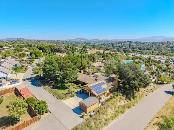 $950,000 | 1147 Sea Larke Drive, Fallbrook, CA 92028