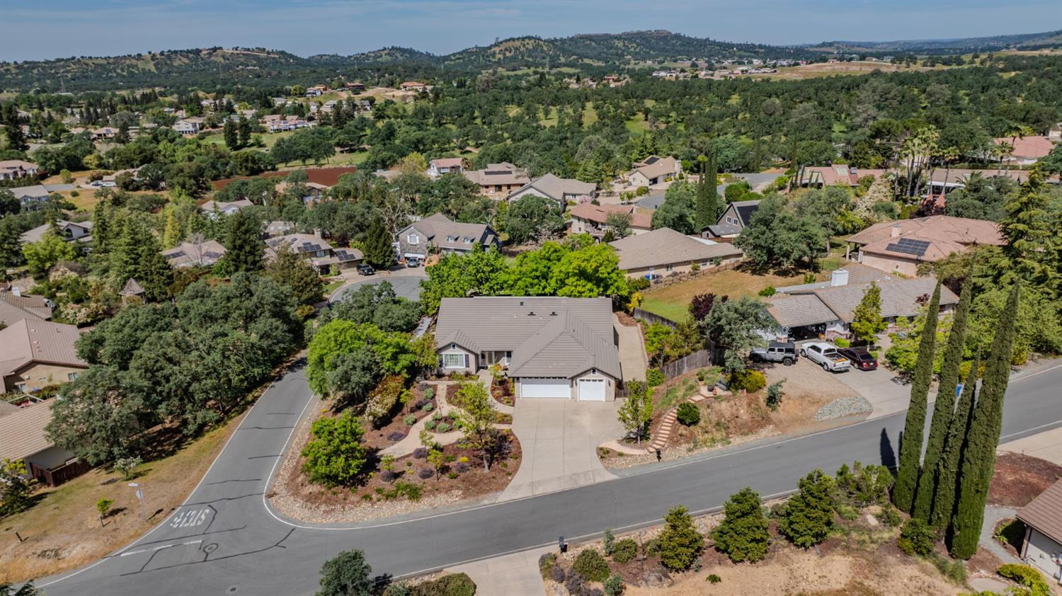 532 Oakridge Road Valley Springs, CA 95252 - Photo 4 of 89 an aerial view of residential houses with outdoor space