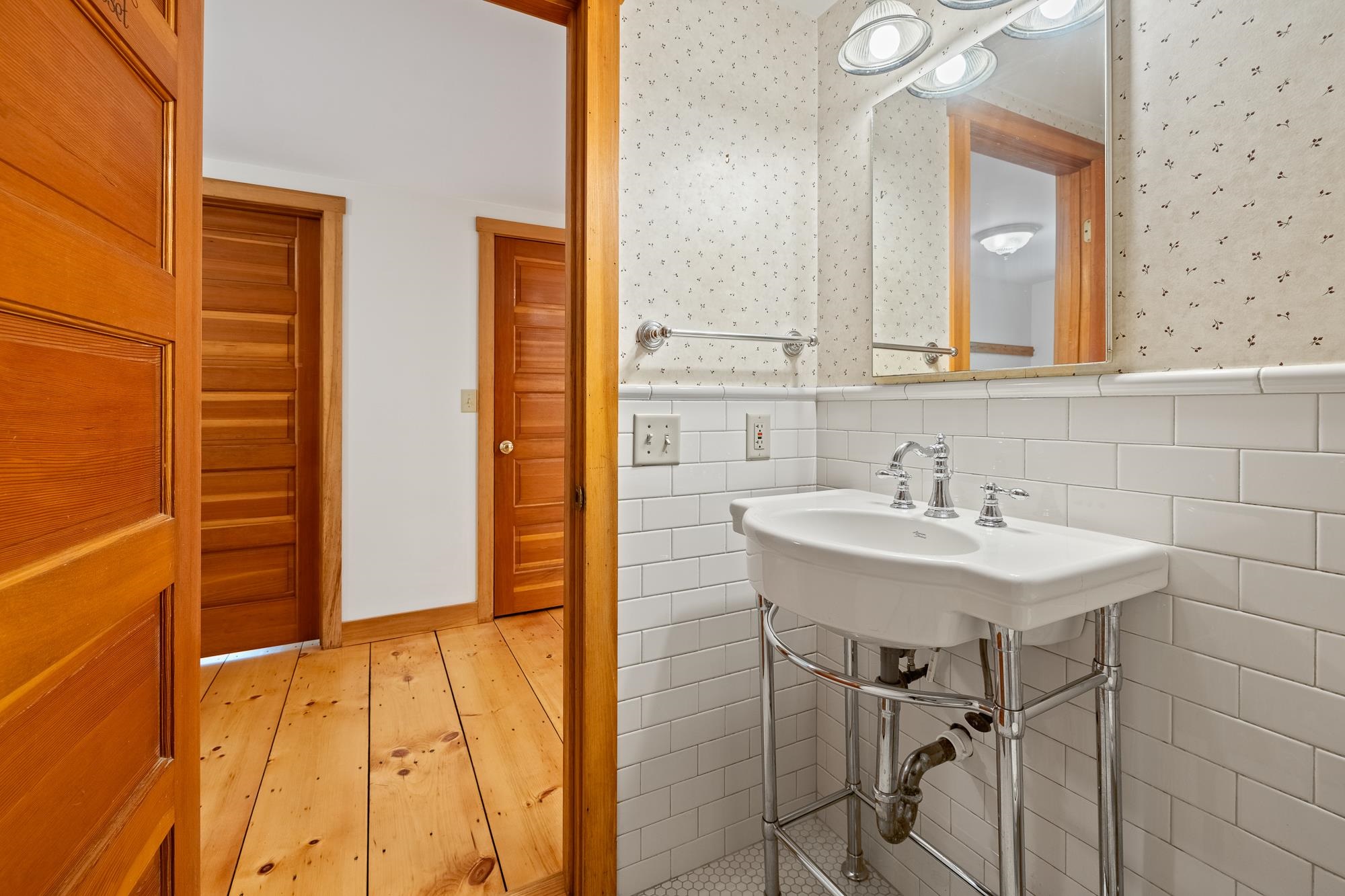 1873 N Road Barnard, VT 05032 - Photo 32 of 57