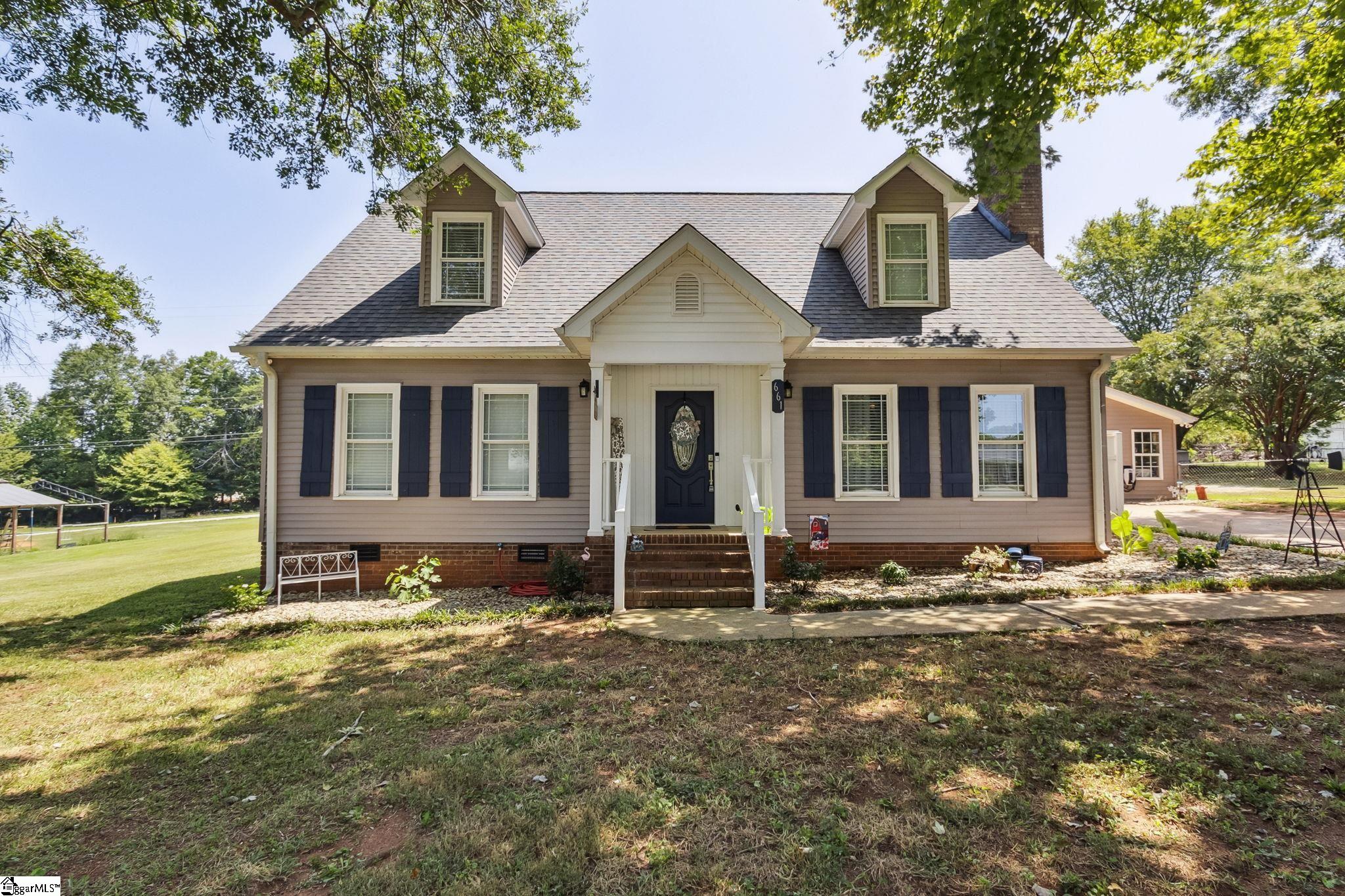 661 Canterbury Road Piedmont, SC 29673 - Photo 1 of 19 Gallery Image 1