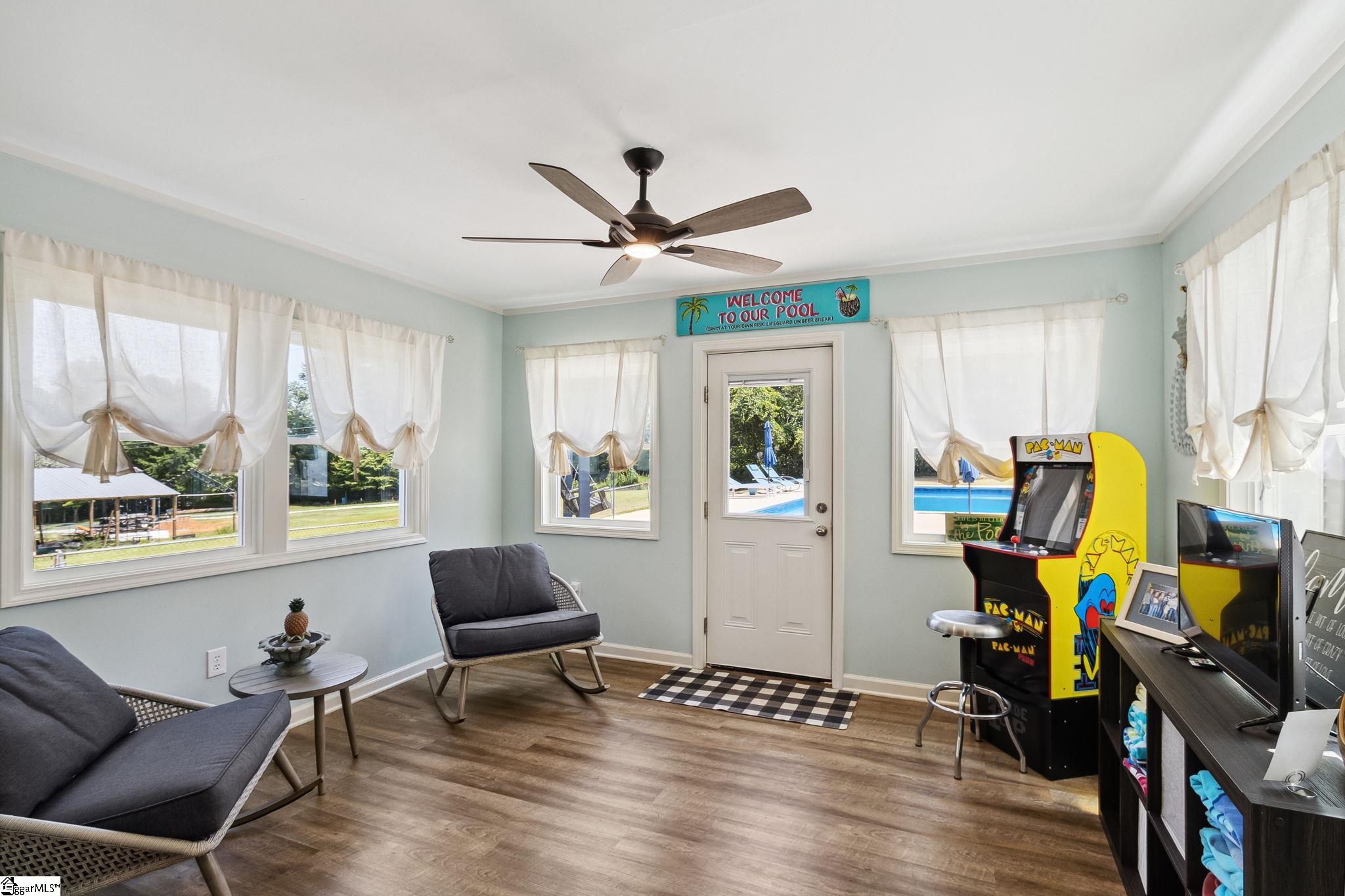 661 Canterbury Road Piedmont, SC 29673 - Photo 6 of 19 Gallery Image 6
