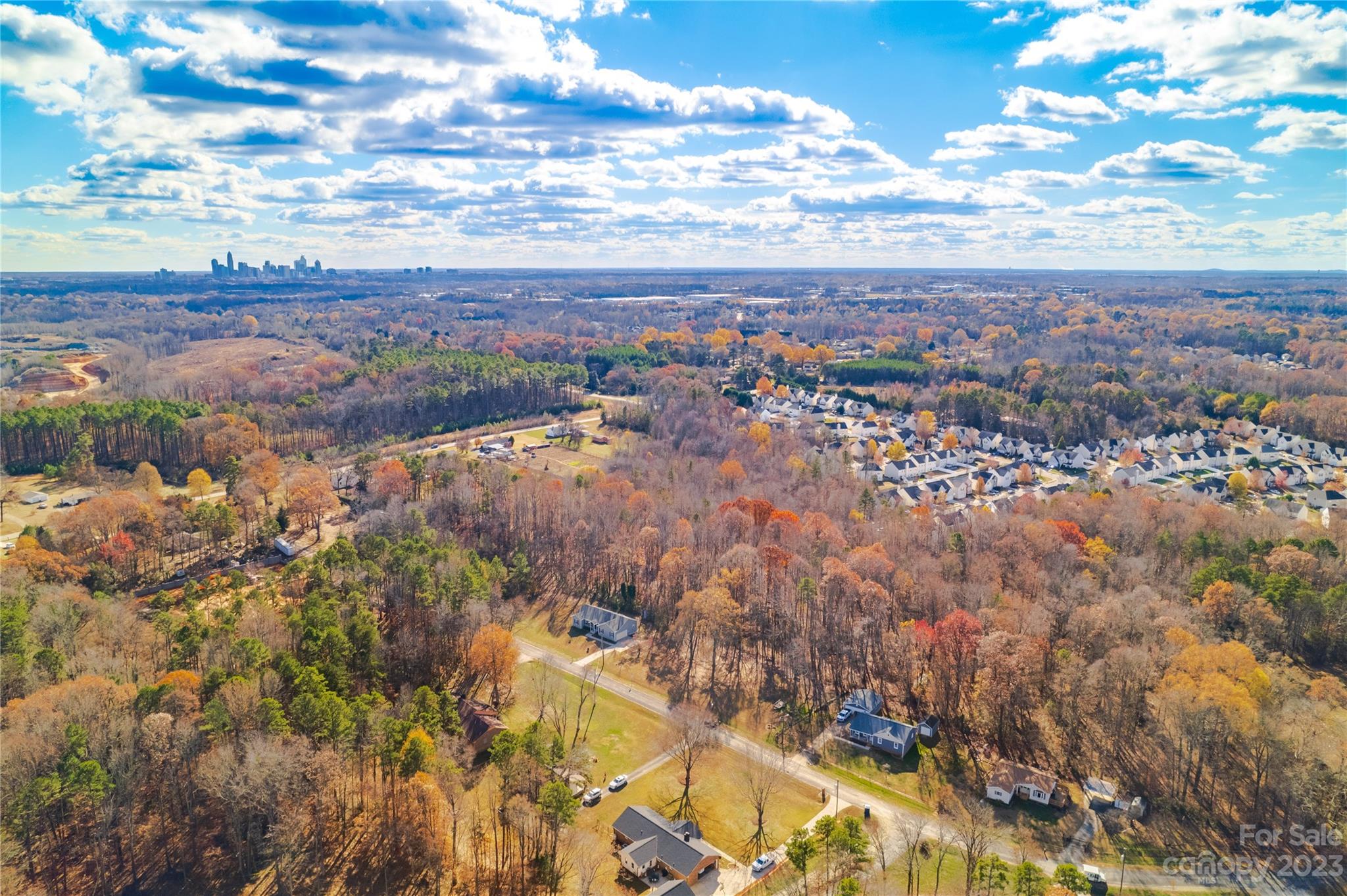 5701 Mingus Road Charlotte, NC 28216 - Photo 8 of 15 Gallery Image 8