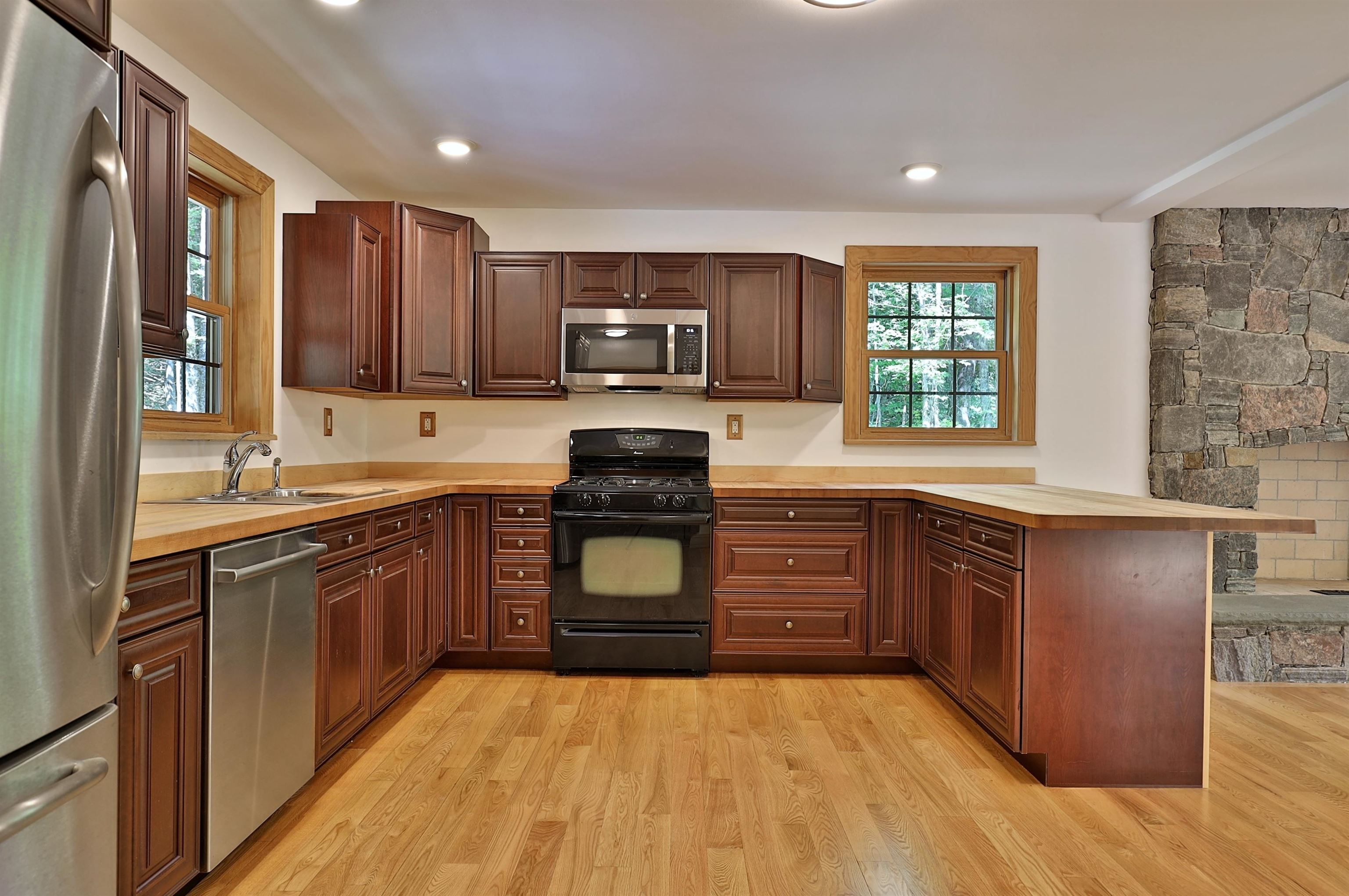 22 Wardwell Road Killington, VT 05751 - Photo 4 of 40
