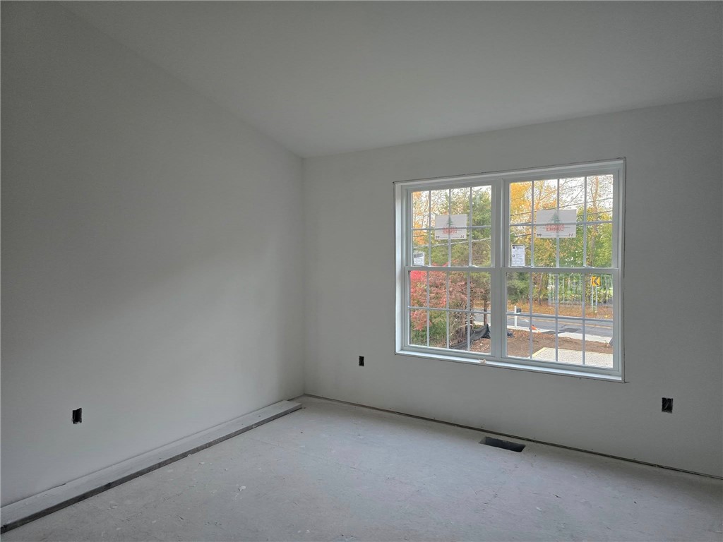 101 Ashaway Road Westerly, RI 02891 - Photo 10 of 15 Bedroom 3