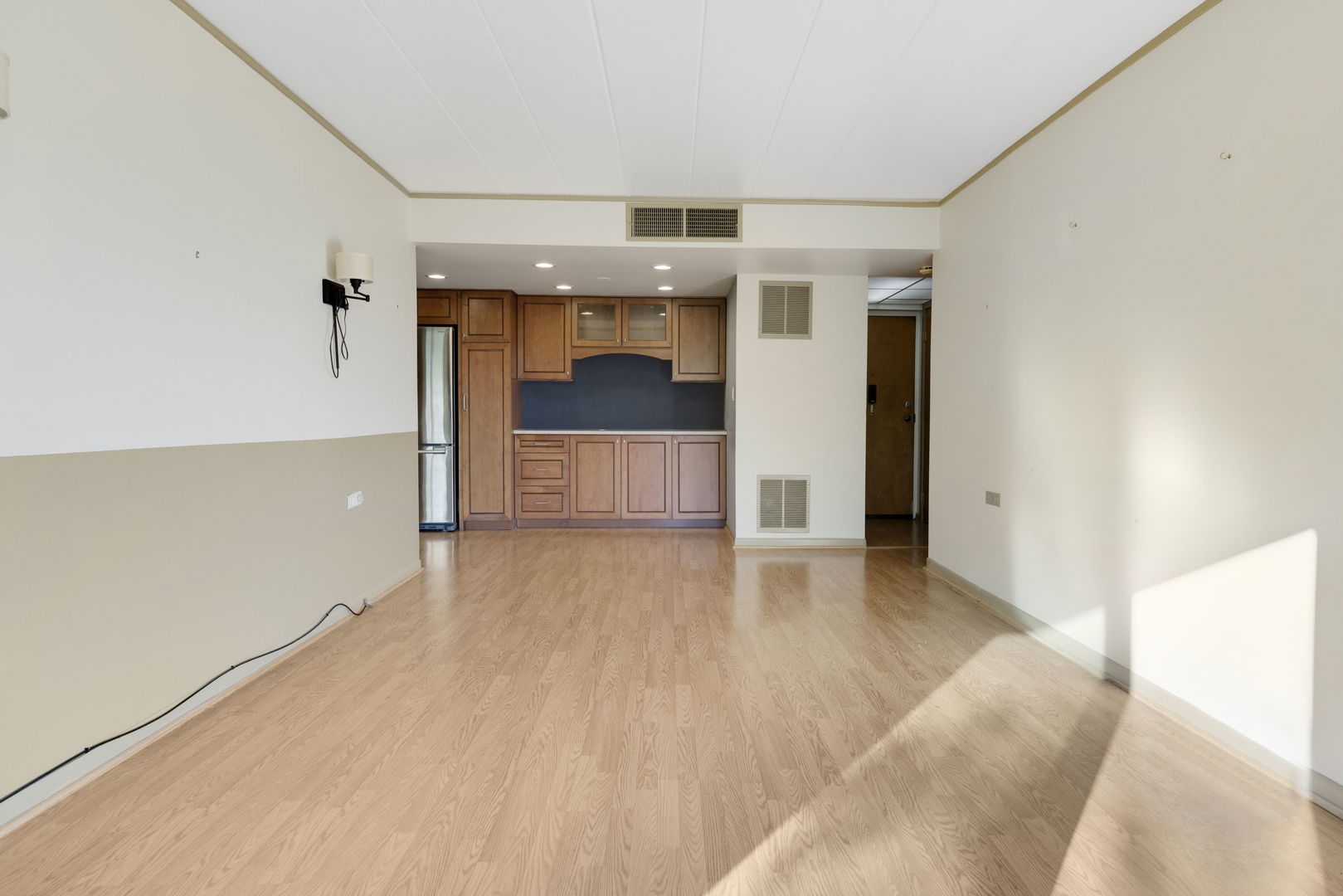 5300 Walnut Avenue, Unit 18E Downers Grove, IL 60515 - Photo 6 of 15