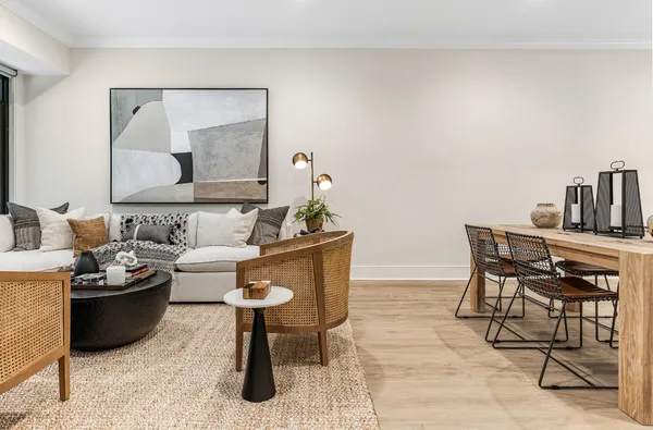 $3,195 | 835 Lake Street, Unit 314, Oak Park, IL 60301