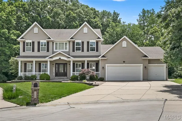 $549,900 | 1100 Cypress Point Drive, O'Fallon, MO 63366