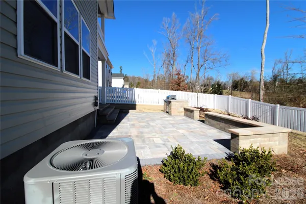 $2,795 | 1406 Kings Grove Drive, York, SC 29745