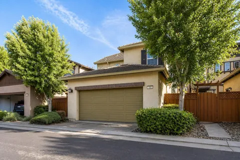 $785,000 | 180 West Erics Way, Mountain House, CA 95391