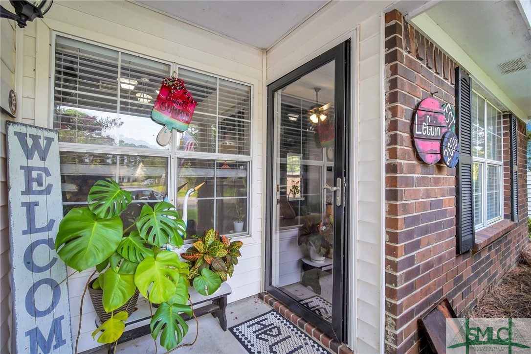 402 Mapmaker Lane Savannah, GA 31410 - Photo 3 of 27 Gallery Image 3