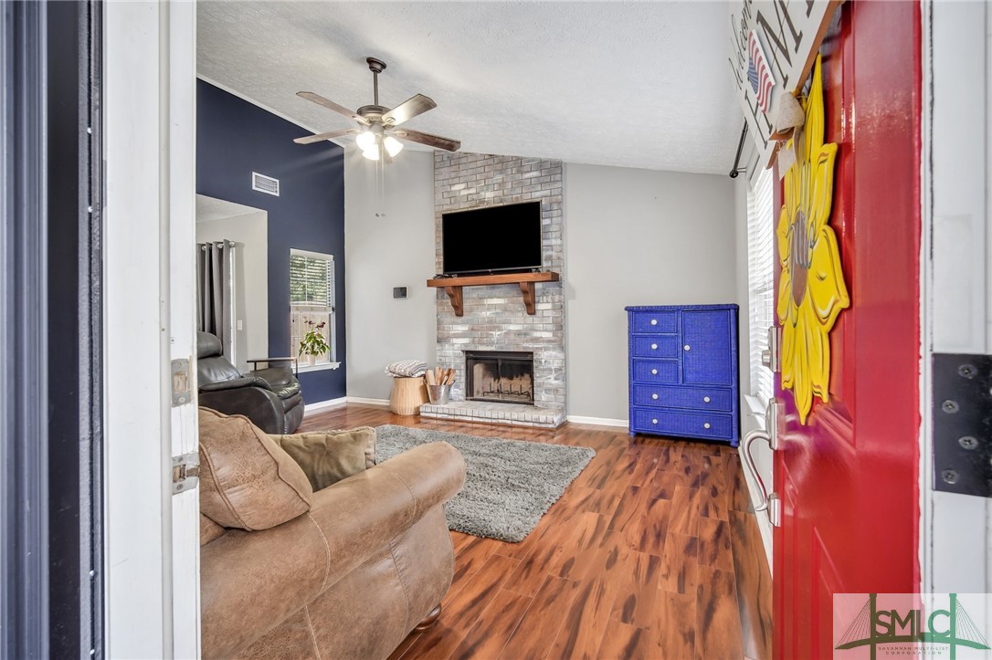 402 Mapmaker Lane Savannah, GA 31410 - Photo 4 of 27 Gallery Image 4