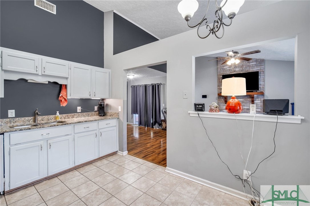 402 Mapmaker Lane Savannah, GA 31410 - Photo 10 of 27 Gallery Image 10
