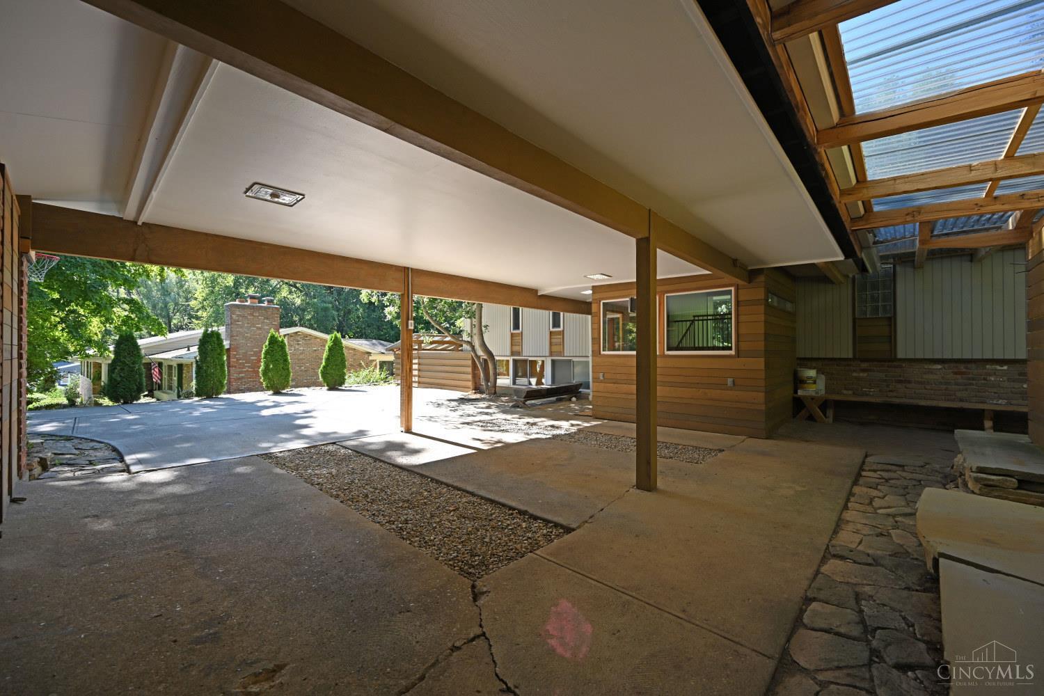 6088 Stirrup Road Cincinnati, OH 45244 - Photo 6 of 50 Gallery Image 6