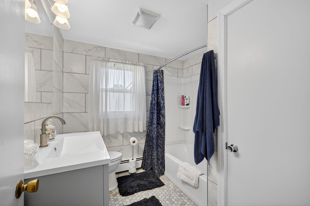 131 Spring Street Fairhaven, MA 02719 - Photo 18 of 41
