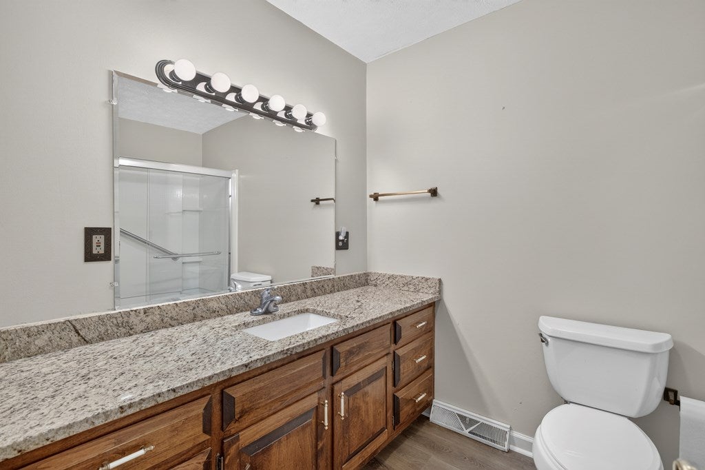 18200 Cleveland Road Abingdon, VA 24211 - Photo 28 of 32 Gallery Image 28