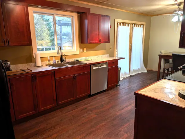 $179,900 | 705 16th Street East, International Falls, MN 56649