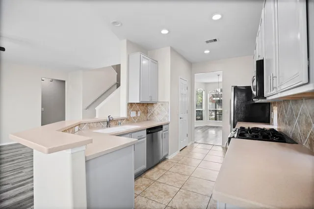 $2,399 | 30218 Legacy Pines Drive, Spring, TX 77386