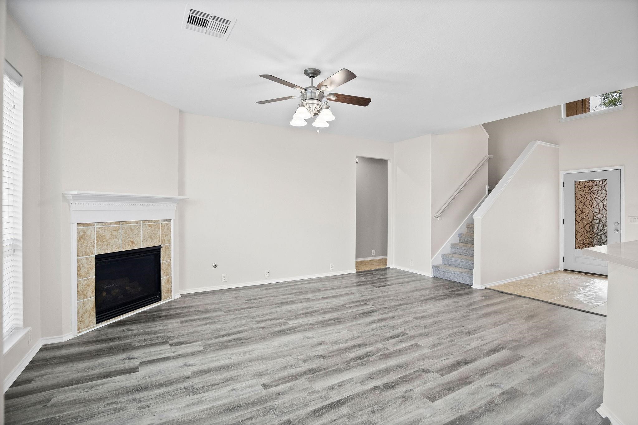30218 Legacy Pines Drive Spring, TX 77386 - Photo 6 of 27 Living Room