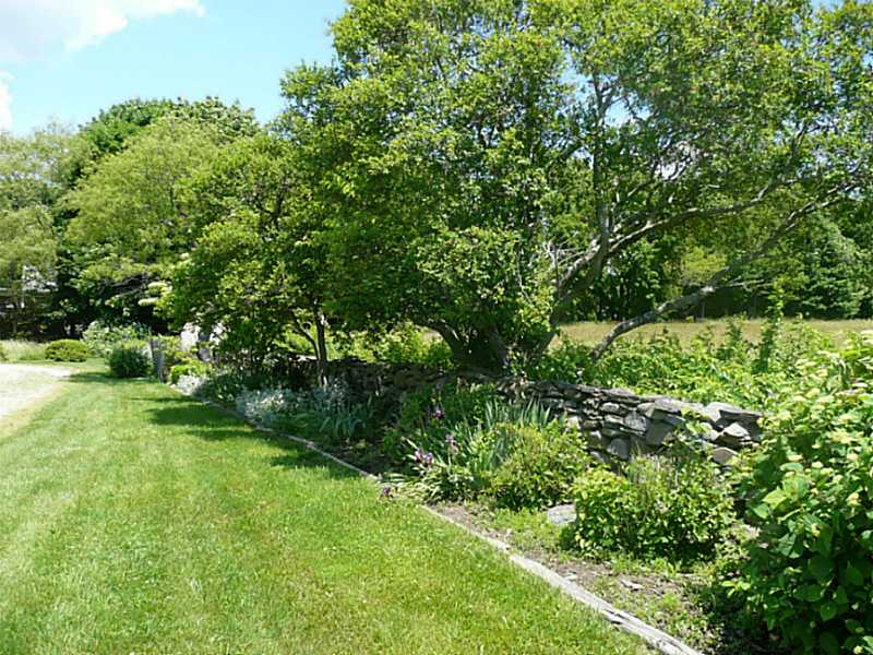 561 Puncatest Neck Road Tiverton, RI 02878 - Photo 11 of 25 Yard/Garden.