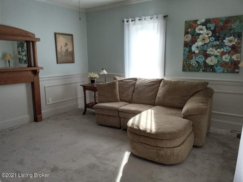 565 Spencer Hamilton Road Loretto, KY 40037 - Photo 3 of 26 Collin living room 1