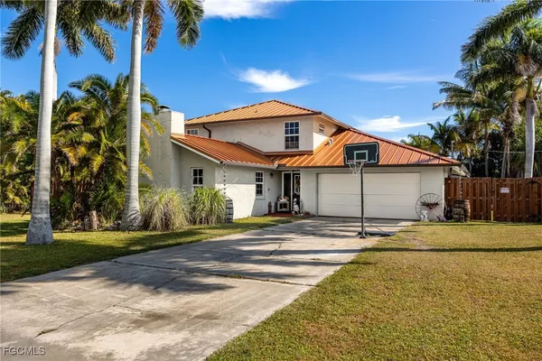 $349,900 | 3001 Southwest 2nd Court, Cape Coral, FL 33914