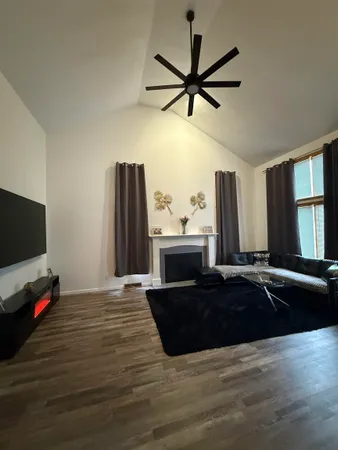 $2,500 | 1026 Old Hunter Run, Byron, IL 61010