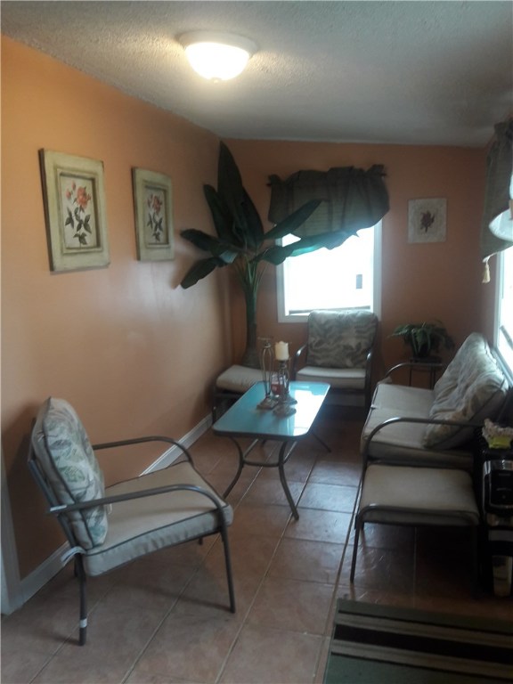 74 Monticello Road Pawtucket, RI 02861 - Photo 14 of 17 Gallery Image 14