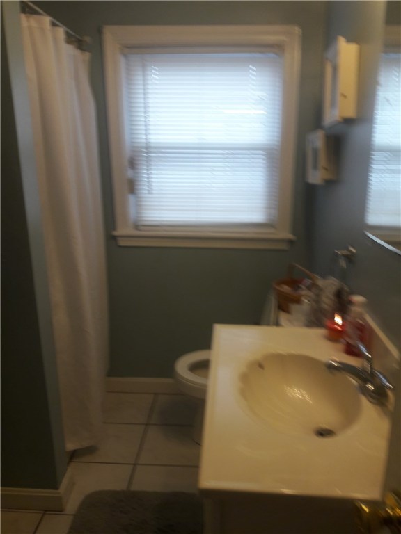 74 Monticello Road Pawtucket, RI 02861 - Photo 8 of 17 Gallery Image 8