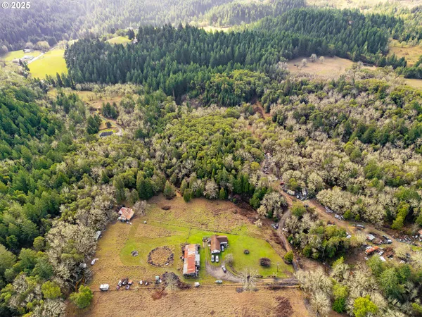 $360,000 | 1230 Becker Road, Roseburg, OR 97471