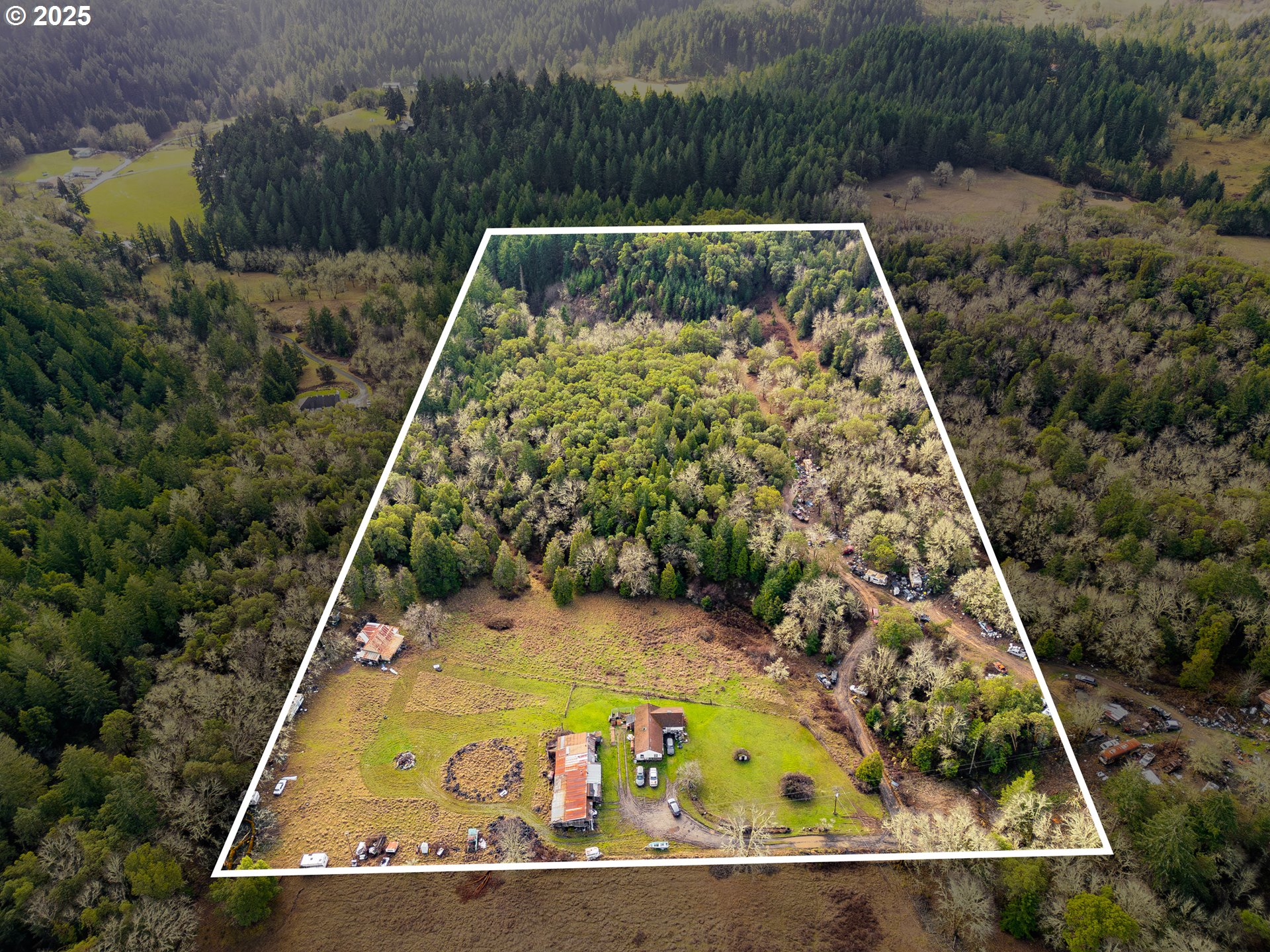 1230 Becker Road Roseburg, OR 97471 - Photo 2 of 18