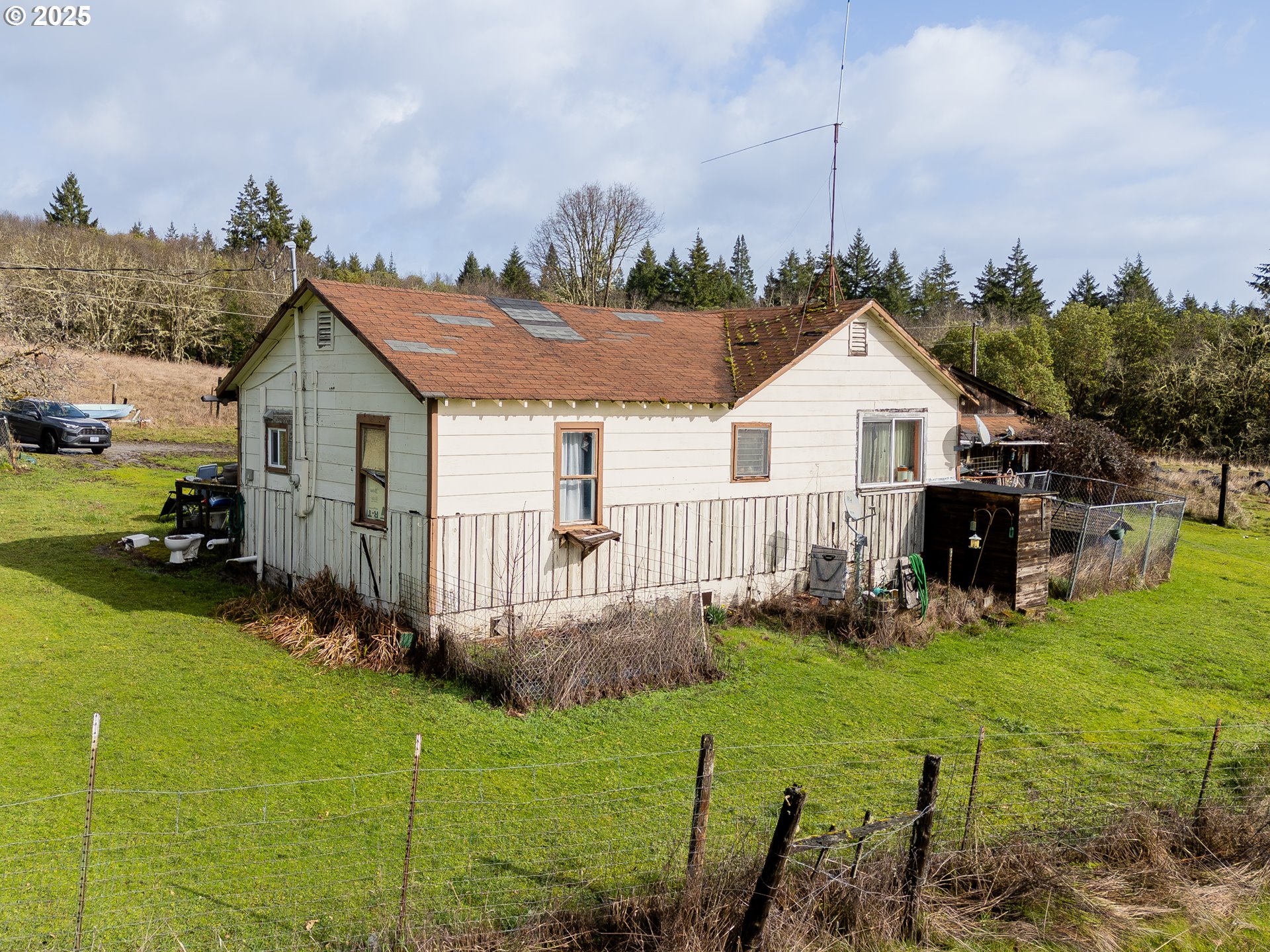 1230 Becker Road Roseburg, OR 97471 - Photo 4 of 18