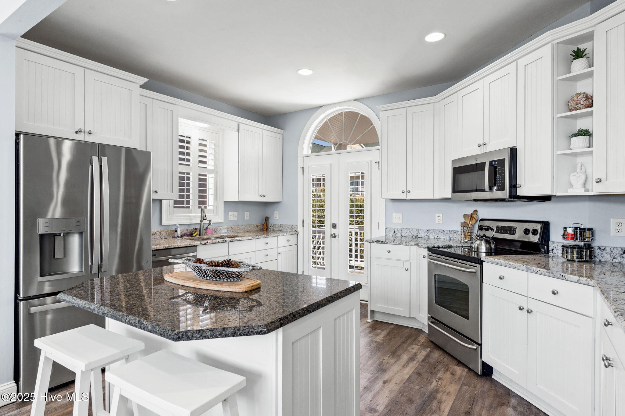 349 West First Street Ocean Isle Beach, NC 28469 - Photo 14 of 95 4-web-or-mls-CAMMediaLLC.com-02851